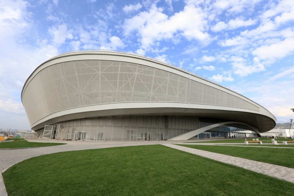 Adler-Arena-Olympische-Spelen-2014-e1364422862888.jpg Adler-Arena-Olympische-Spelen-2014-e1364422862888.jpg